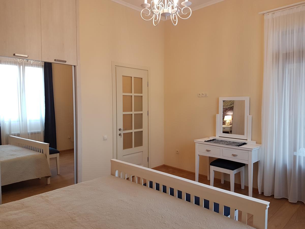 The Starry Night Apartment Batumi Luaran gambar